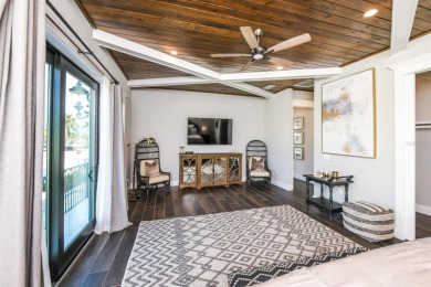 STUNNING ESTATE ON LIDO KEY!!! WELCOME TO YOUR COASTAL DREAM