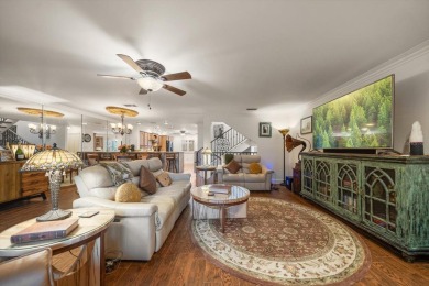 LOCATION, LOCATION, LOCATION! Boaters Paradise large deeded