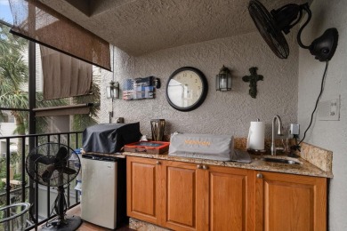 LOCATION, LOCATION, LOCATION! Boaters Paradise large deeded