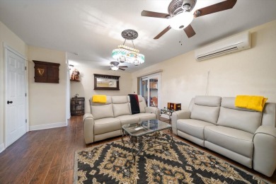 LOCATION, LOCATION, LOCATION! Boaters Paradise large deeded