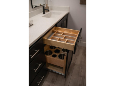 Welcome to 3705 East Cypress Point--one of Springfield's premier