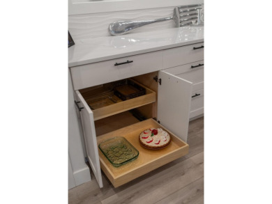 Welcome to 3705 East Cypress Point--one of Springfield's premier