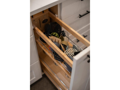 Welcome to 3705 East Cypress Point--one of Springfield's premier