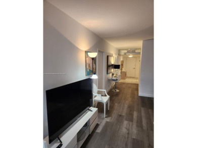 Remodeled 2 bed 2-bedroom/2 bathroom condo in prestigious