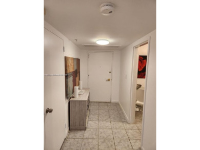 Remodeled 2 bed 2-bedroom/2 bathroom condo in prestigious