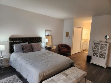 Remodeled 2 bed 2-bedroom/2 bathroom condo in prestigious