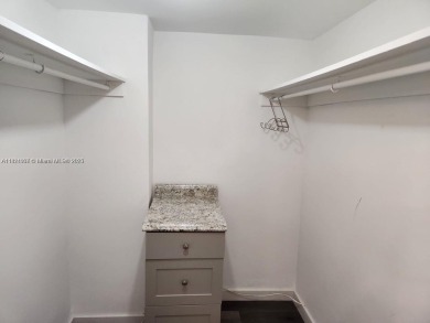 Remodeled 2 bed 2-bedroom/2 bathroom condo in prestigious