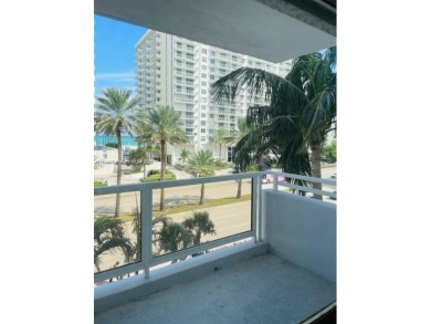 Remodeled 2 bed 2-bedroom/2 bathroom condo in prestigious