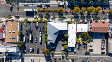 Pride of ownership, newer building in the heart of Town Center