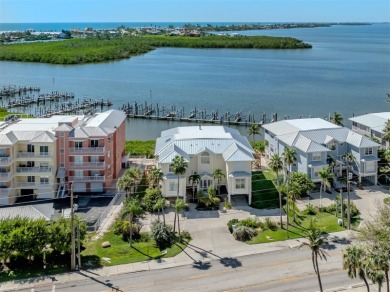 Breathtaking bayfront condominium at Mariner Village on