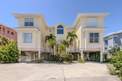 Breathtaking bayfront condominium at Mariner Village on