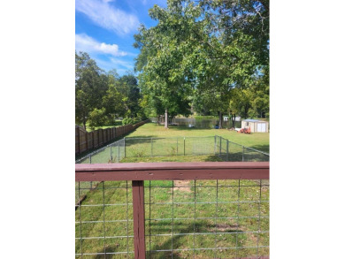 3br2.5b well maintained home on beautiful sloping lot. No stairs