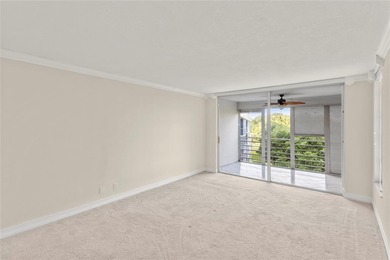 Rare King Model 3BD/2.5BA in Palm Aire! This spacious 2,100 sq