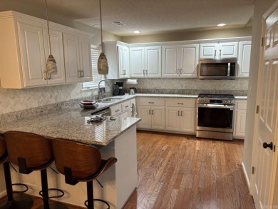 3br2.5b well maintained home on beautiful sloping lot. No stairs