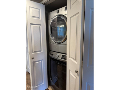 Enjoy your Maintenance Free Condo Courtyard Living in the Lovely