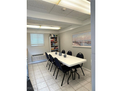 Enjoy your Maintenance Free Condo Courtyard Living in the Lovely