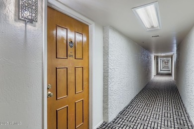 Beautifully updated 6th-floor Condo offers stunning mountain