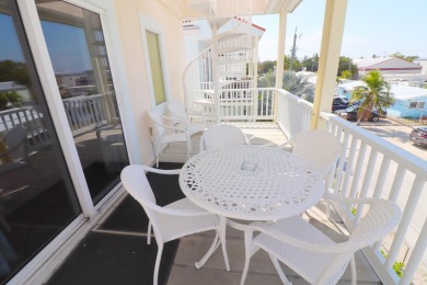 **For Sale: Stunning Marathon Florida Gulffront Waterfront