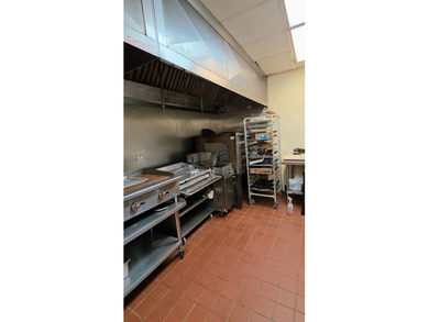 ***** FOR SALE or LEASE **** Turnkey Restaurant Space | Approx