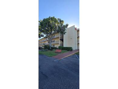 Best price in town for this Golf View Condo at Villas Capri