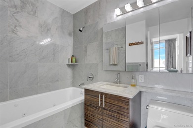 Bright & Spacious Two Bedroom/ Two Bathroom Unit With Amazing