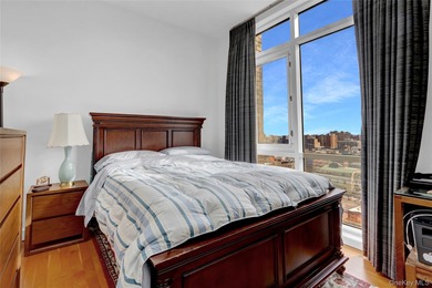 Bright & Spacious Two Bedroom/ Two Bathroom Unit With Amazing