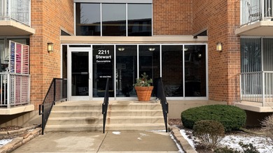 Spacious 2 bedroom, 2 full bath condo offering 1,235 sq ft in