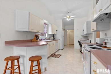 Beautiful all brick 3 bedroom 3 bath duplex located in the