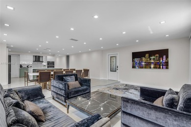 WELCOME TO SOUTH FLORIDA PARADISE!!! PICKY BUYERS WELCOME!