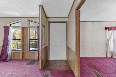 Discover your peaceful waterfront retreat on a quiet canal with