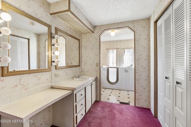 Discover your peaceful waterfront retreat on a quiet canal with