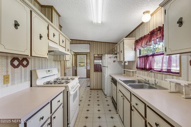 Discover your peaceful waterfront retreat on a quiet canal with