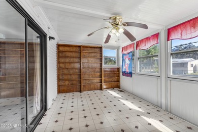 Discover your peaceful waterfront retreat on a quiet canal with