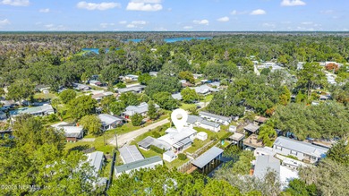 Discover your peaceful waterfront retreat on a quiet canal with