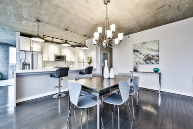 This Modern 3 Bed/2.5 Bath in Printers Row will check all your