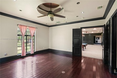 Luxurious 6BD/6.5BA Estate on 4.75 Acres - North Redland

