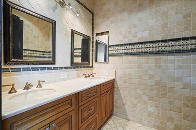 Luxurious 6BD/6.5BA Estate on 4.75 Acres - North Redland

