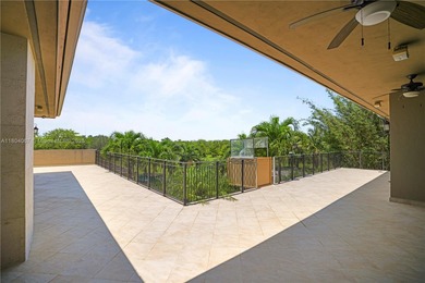 Luxurious 6BD/6.5BA Estate on 4.75 Acres - North Redland

