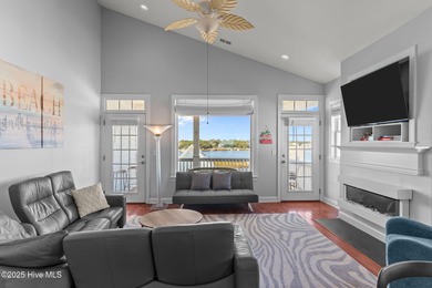 Gorgeous 5 bedroom, 4.5 bath coastal duplex just 3 houses from