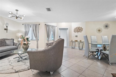 Welcome to this impeccable home !! located in a quiet