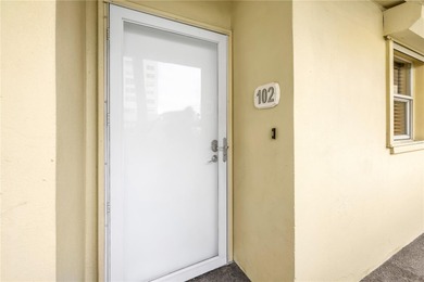 This wonderful waterfront condo is a few mere steps to Boca