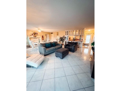 RARE & SPACIOUS 3-BEDROOM 3-BATHS WITH STUNNING LAKE & GOLF