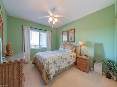 Breckenridge condo in the heart of Estero with beautiful lake