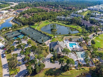 Breckenridge condo in the heart of Estero with beautiful lake