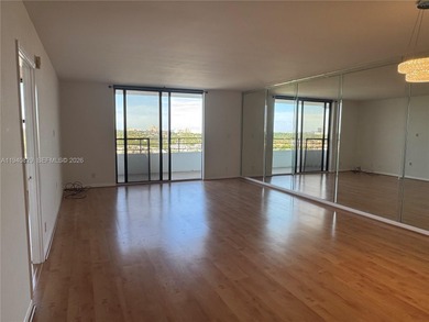 Luxurious 1-Bedroom Condo with Ocean and Bay view from the 12th