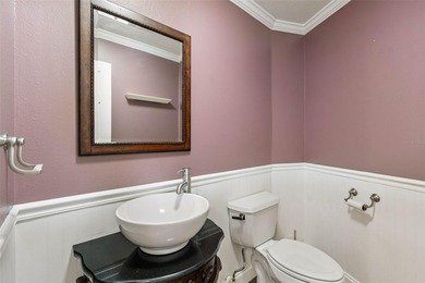 Welcome to your private slice of Valrico paradise. Tucked away