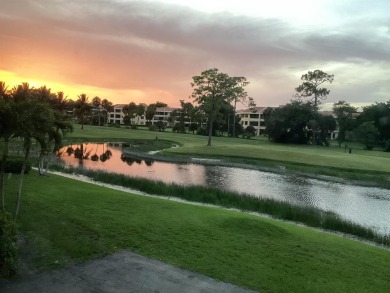 Custom-decorated 2nd-floor unit with neutral colors and two new