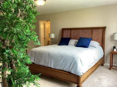 Custom-decorated 2nd-floor unit with neutral colors and two new