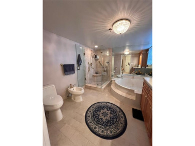 Custom-decorated 2nd-floor unit with neutral colors and two new