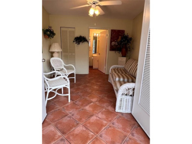 Custom-decorated 2nd-floor unit with neutral colors and two new